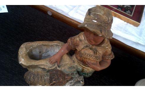 STATUE PLATRE GARCON MET MEMOIRE VIVE