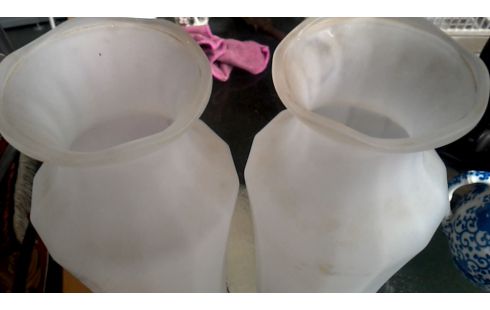 VAAS LOT VAN 2 OUD MAT