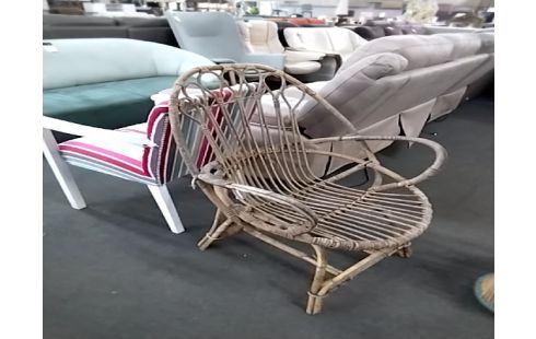 FAUTEUIL En rotin