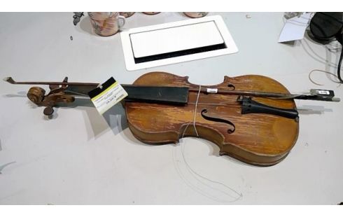 VIOLON ET ARCHET POUR DECORER