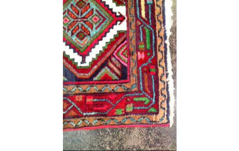 LÄUFER PERSIANER DUNKELROT GEOMETR.