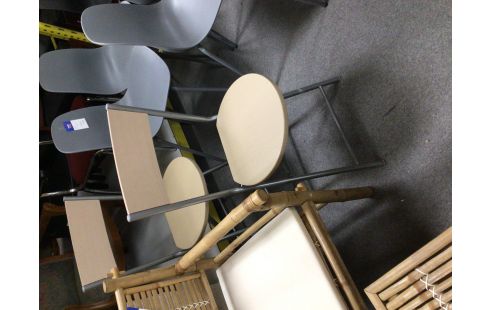 CHAISE METAL COULEUR HETRE LA PAIRE