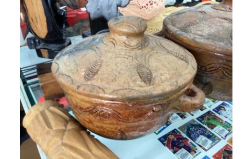 COCOTTE RÉSINE MARRON MM