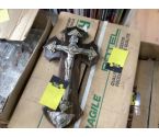 BENITIER CRUCIFIX