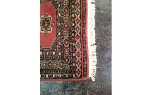 TAPIS BRAUN PAKISTAN