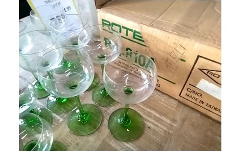 VERRES PIEDS VERT X7