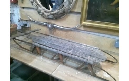 LUGE ANCIENNE FER ET BOIS