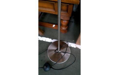 LAMPE A POSER INOX BEIGE