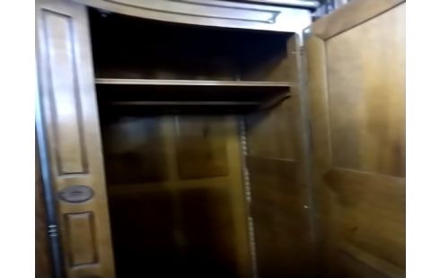 ARMOIRE 3 PORTE EN CHENE