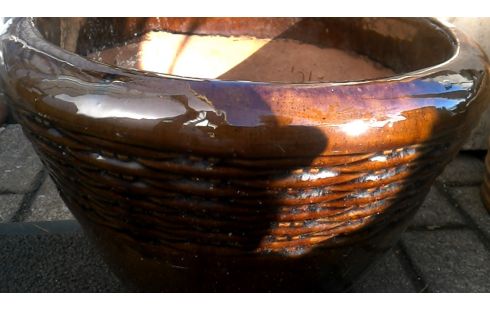 BLOEMPOT BRUIN EMAIL ROND