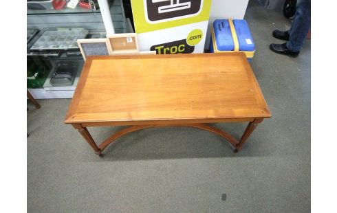 TABLE BASSE TEINTE MERISIER