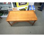 TABLE BASSE TEINTE MERISIER
