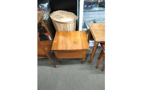 MEUBLE POT DE CHAMBRE