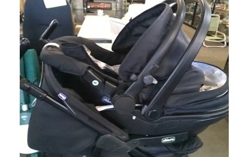 POUSSETTE CHICCO AVEC COSY (AVEC NOTICE)