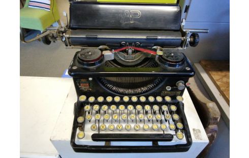 MACHINE A ECRIRE MAP