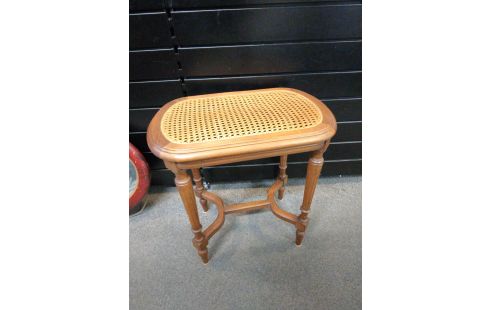 TABOURET CANNÉ STYLE LOUIS XVI