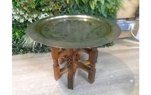 TABLE ORIENTAL PIED+PLATEAU