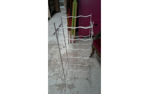 PORTE BOUTEILLES METAL  BLANC