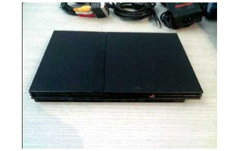 PLAYSTATION 2 MIT ZUBEHÖR