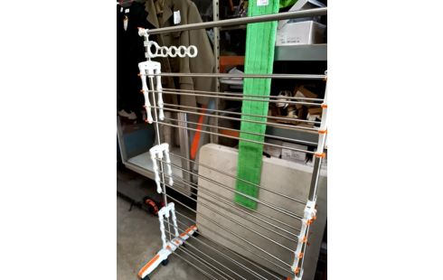 ETENDOIR A LINGE PLIABLE
