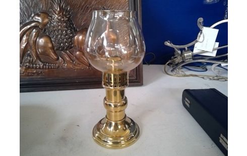 OLIELAMP IN MESSING EN GLAS