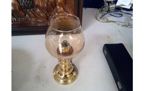 OLIELAMP IN MESSING EN GLAS