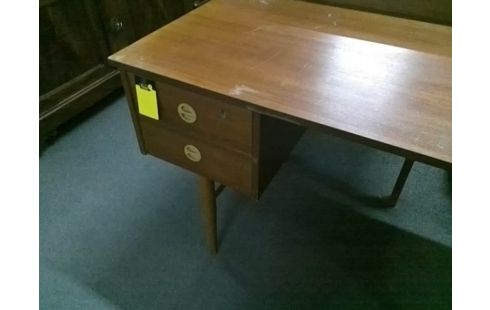 BUREAU 4T STYLE SCANDINAVE (COIN ABIME)