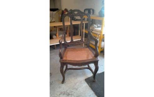 FAUTEUIL  EN  L' ETAT