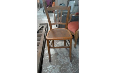 1 CHAISE  EN  L' ETAT