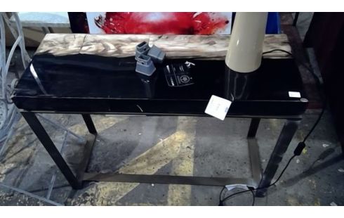 CONSOLE MODERNE EN L'ETAT