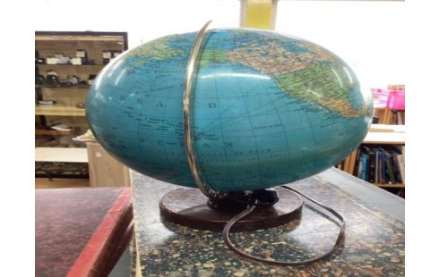 GLOBE TERRESTRE PIED