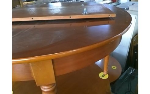 TABLE RONDE AVEC 1 ALLONGE