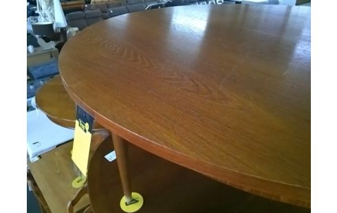 TABLE RONDE STYLE SCANDINAVE AVEC ALLONGES INTERIEURES