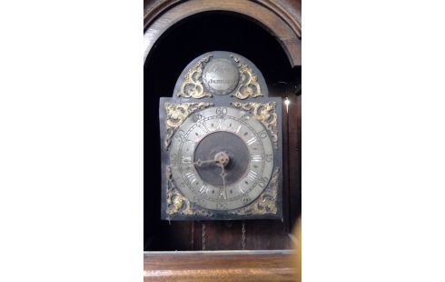 HORLOGE DE PARQUET CADRE EN CHENE