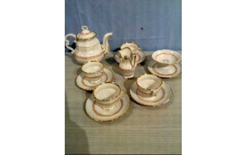 GESCHIRRSET 12-TLG. RAND GOLDF.