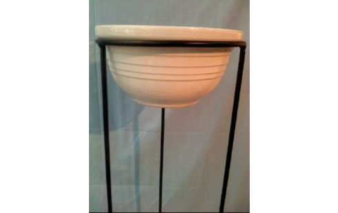 PFLANZ.STÄNDER GEST. SCHWARZ SCHALE WEISS