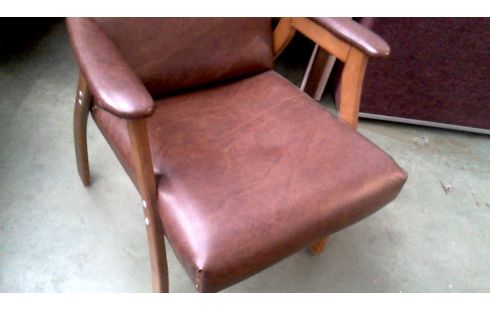 SESSEL 1 IM VINTAGE-STIL BRAUN KUNSTLEDER