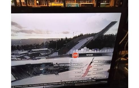 TELEVISEUR SCHNEIDER 60CM / HD / TNT HD / AVEC TELECOMMANDE