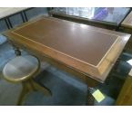 BUREAU ANCIEN BOISB ET CUIR 2 TIROIR