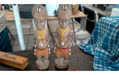 COUPLE STATUETTES AFRICAINES