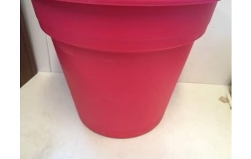 JARDINIERE PLASTIQUE ROSE D40