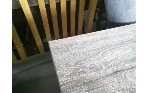 TABLE MODERNE 100X185 (QLQS GRIFFURES COTES)