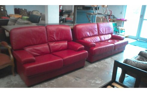 SALÓN CUERO BÚFALO ROJO