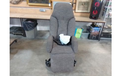 FAUTEUIL RELEVEUR TISSU ELECTRIQUE