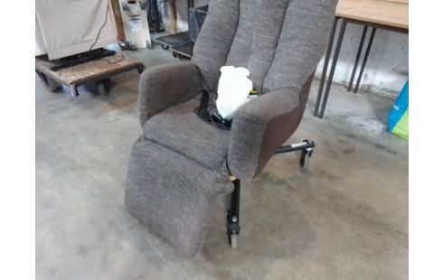 FAUTEUIL RELEVEUR TISSU ELECTRIQUE