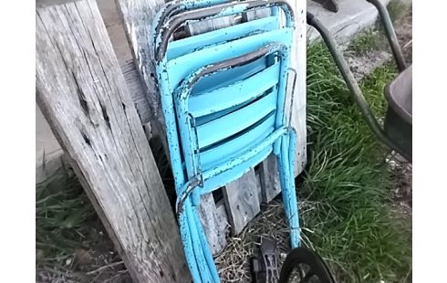 CHAISE PLIANTE MÉTAL