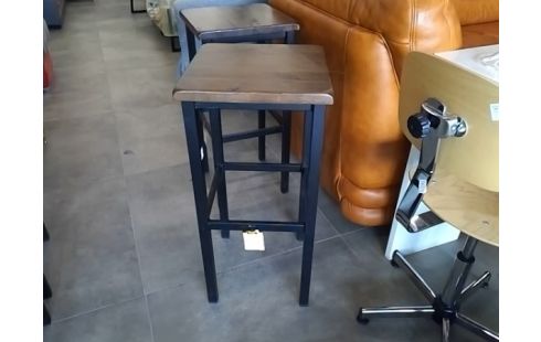 TABOURET DE BAR  EMPIETEMENT METAL