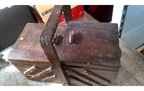 NAAIKASTJE VINTAGE HOUT