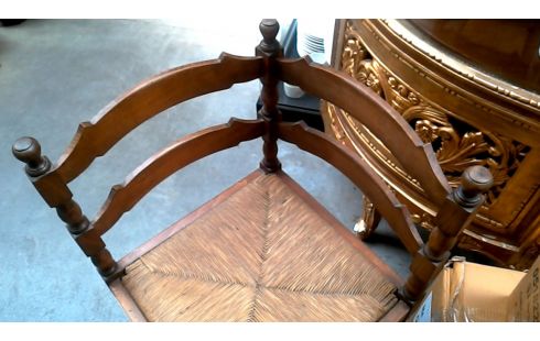 STUHL STROHGEFÜLLTE SITZFLÄCHE