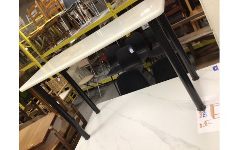 TABLE ÉTROITE BLANCHE PIED NOIR